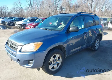 2010 Toyota Rav4 z USA, uszkodzony, nr VIN JTMBF4DVXAD029956